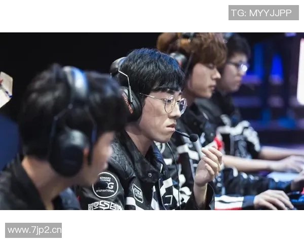 聚焦和平精英EDG战队默契配合与战术分析探讨 聚焦和平精英EDG战队默契配合与战术分析探讨